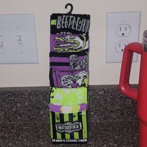 Beetlejuice 6 Pair Pack Casual Crew Socks Bioworld Warner Bros New